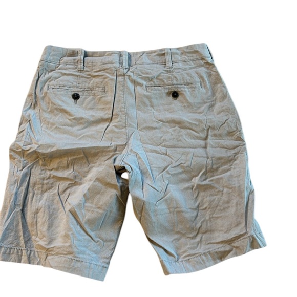 Men’s Express Light Grey Shorts - Picture 5 of 6